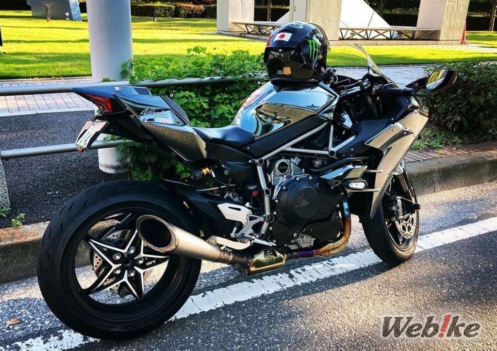Sự tuyệt vời bóng loáng: KAWASAKI Ninja H2 Custom